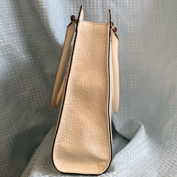 *SOLD*Kate Spade Perri Lane Lazer Cut Bubbles w/ Pebble Leather Tote/Cream/White - Picture 10 of 17
